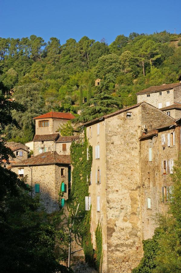 Les Chambres Anglaises Largentiere Luaran gambar